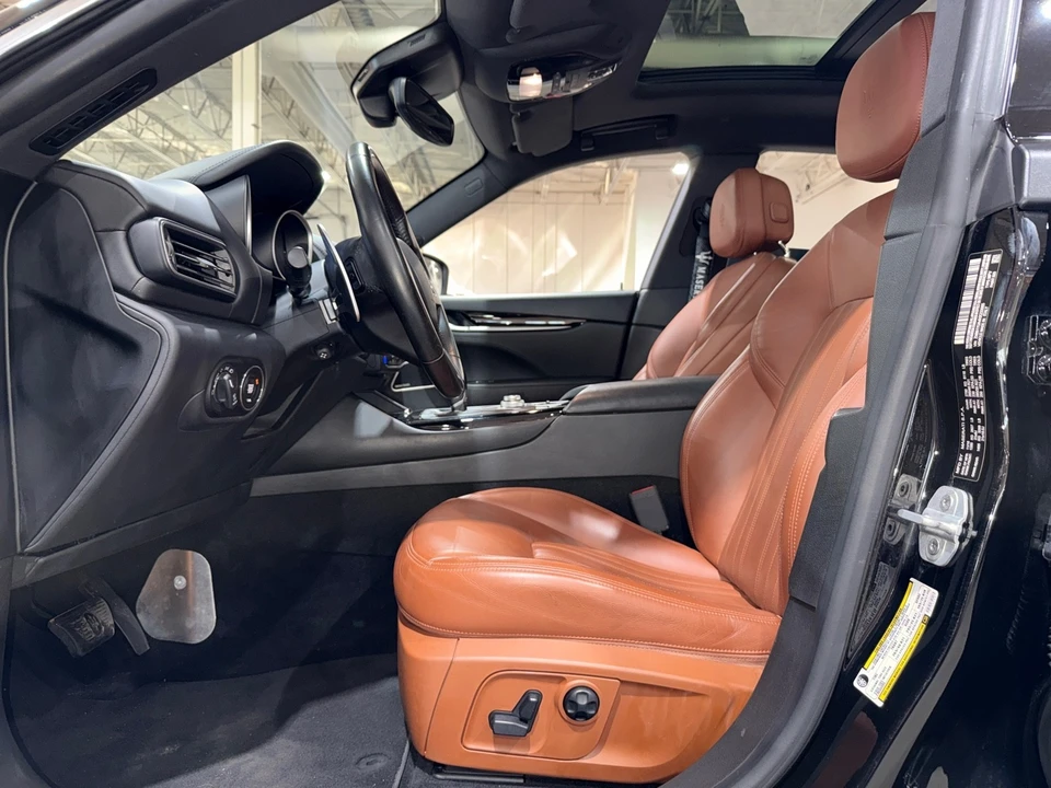 2017 Maserati Levante - Image 11 of 12