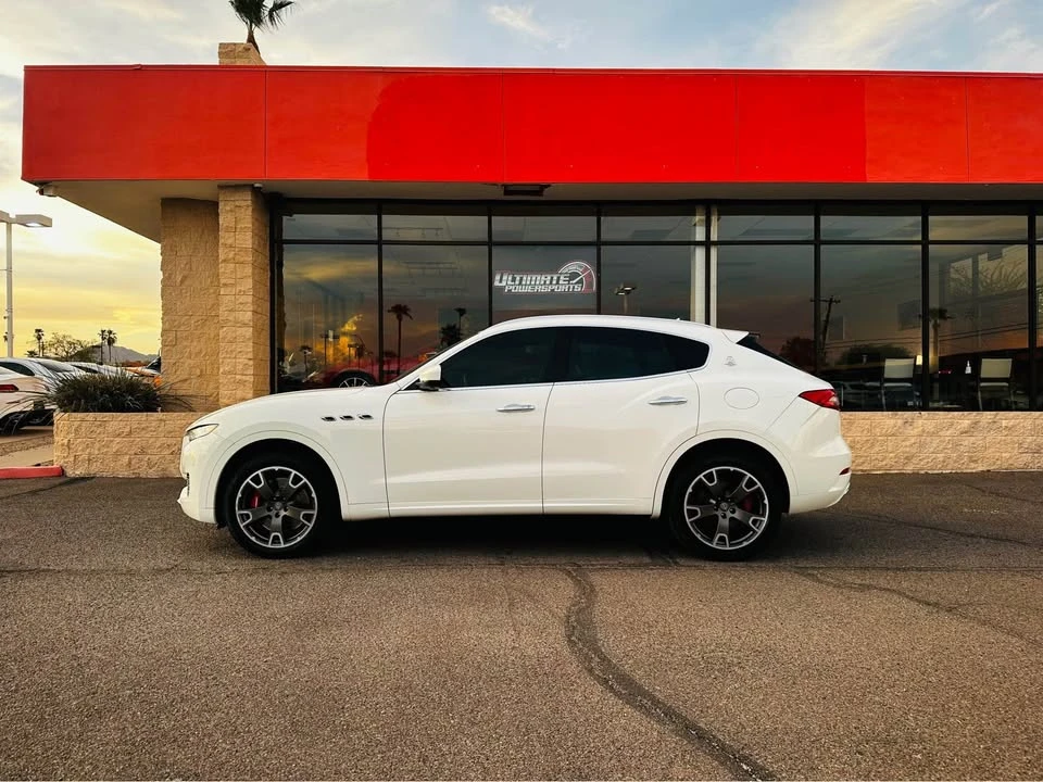 2017 Maserati Levante - Image 6 of 19
