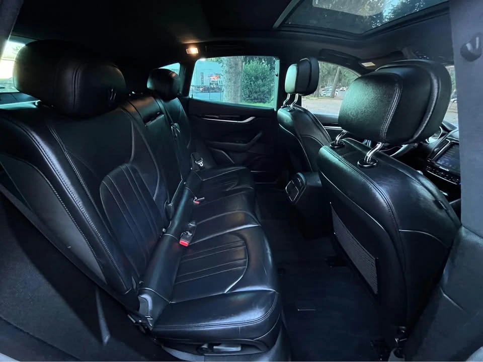2017 Maserati Levante - Image 11 of 20