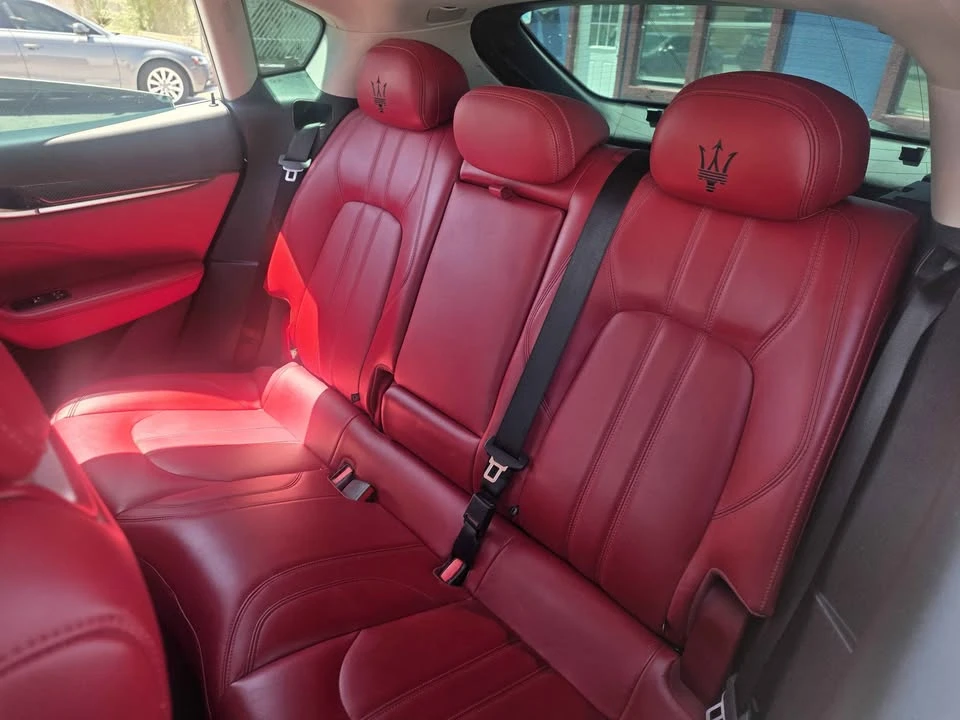 2017 Maserati Levante - Image 8 of 17