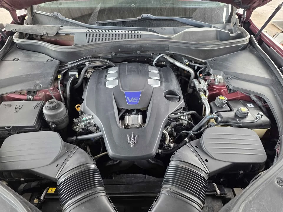 2017 Maserati Levante - Image 15 of 17