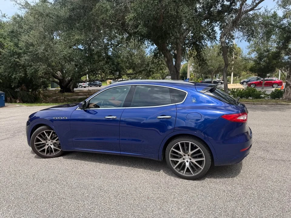2017 Maserati Levante - Image 5 of 15