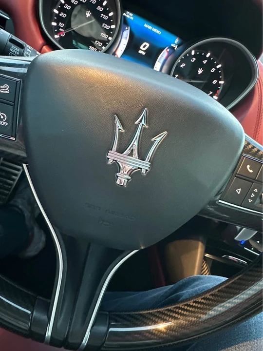 2017 Maserati Levante - Image 2 of 13