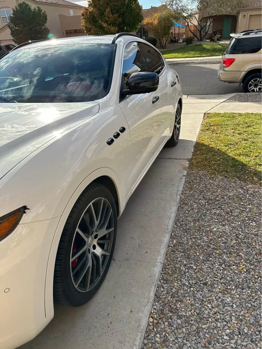 2017 Maserati Levante - Image 13 of 13