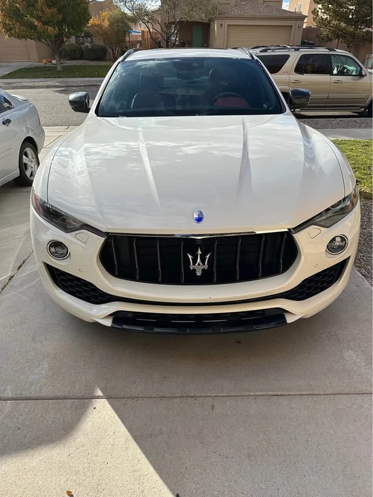 2017 Maserati Levante - Image 12 of 13