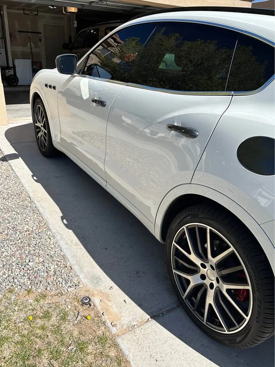 2017 Maserati Levante - Image 6 of 13