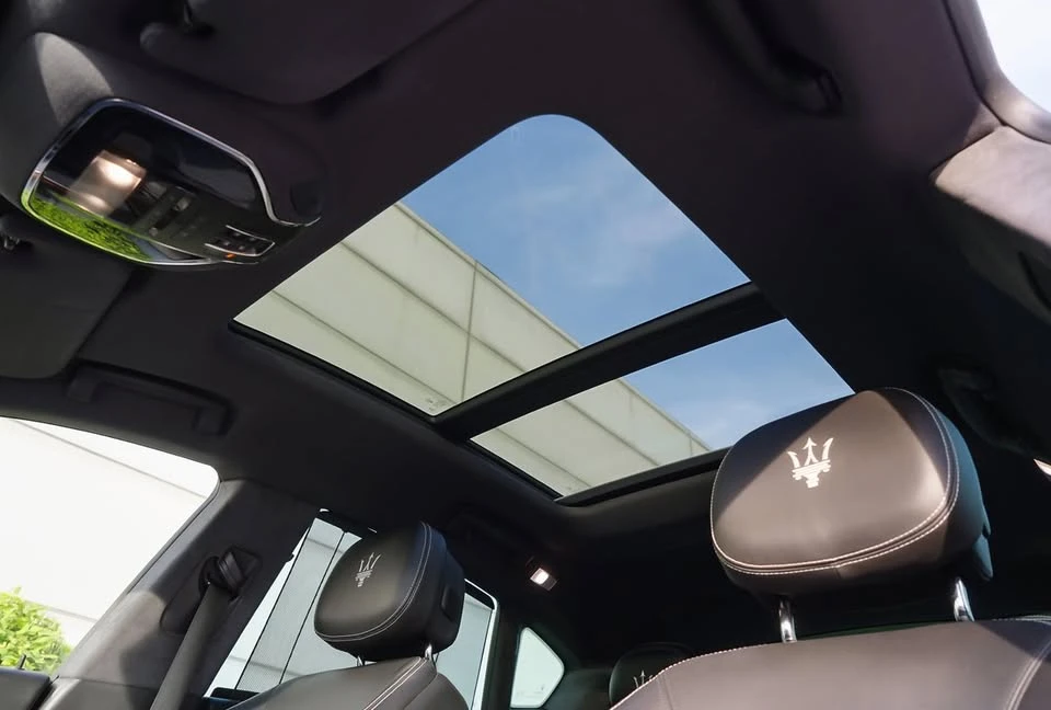 2017 Maserati Levante - Image 16 of 20