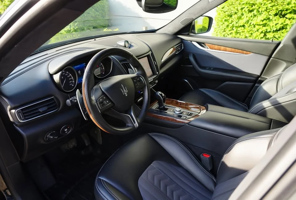 2017 Maserati Levante - Image 10 of 20
