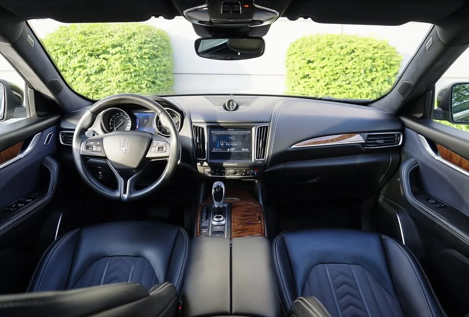 2017 Maserati Levante - Image 11 of 20