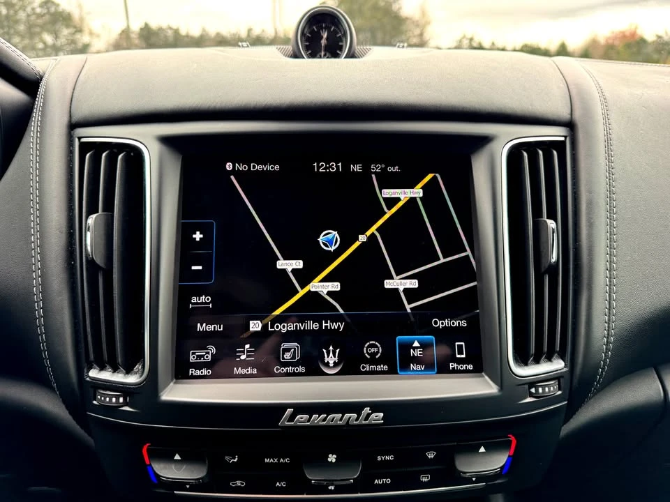 2017 Maserati Levante - Image 17 of 20