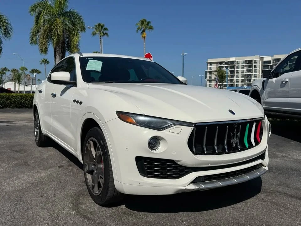 2017 Maserati Levante - Image 2 of 20