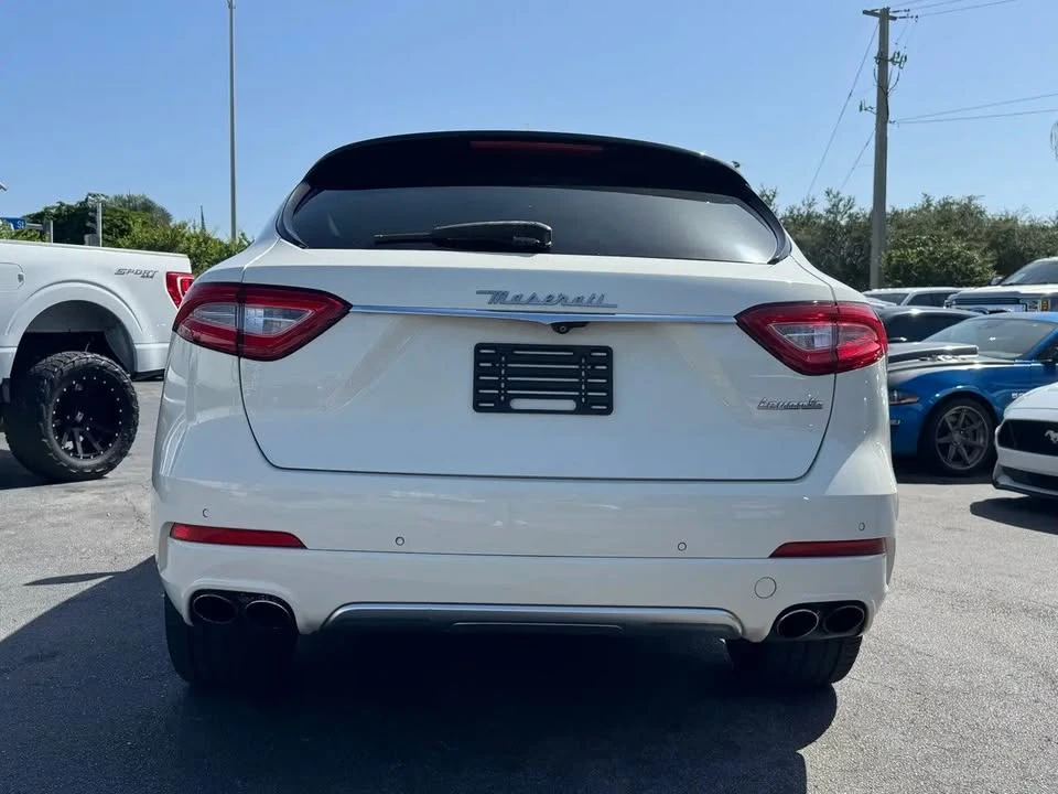2017 Maserati Levante - Image 13 of 20