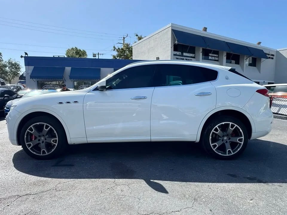 2017 Maserati Levante - Image 18 of 20