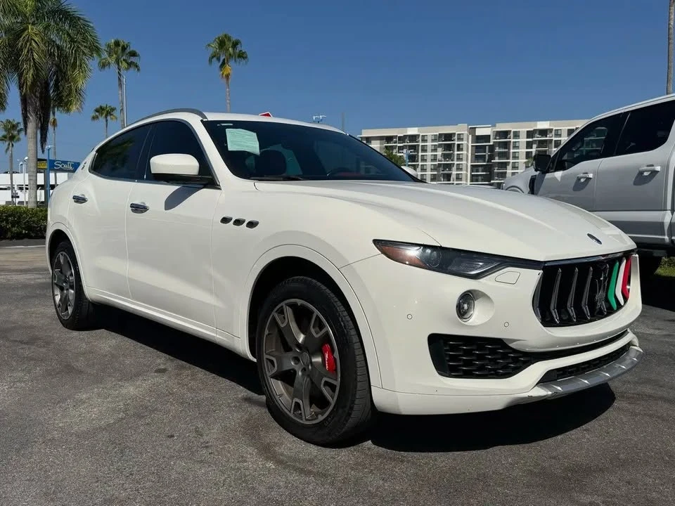 2017 Maserati Levante - Image 4 of 20