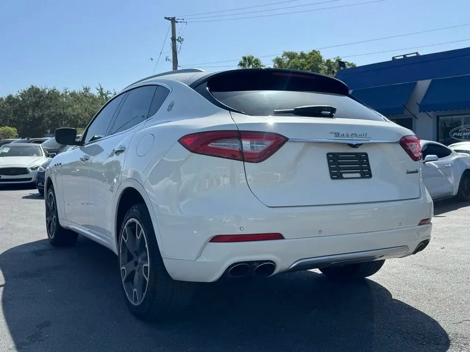 2017 Maserati Levante - Image 14 of 20