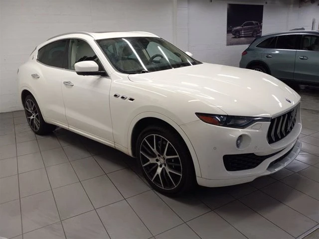2017 Maserati Levante - Image 9 of 18