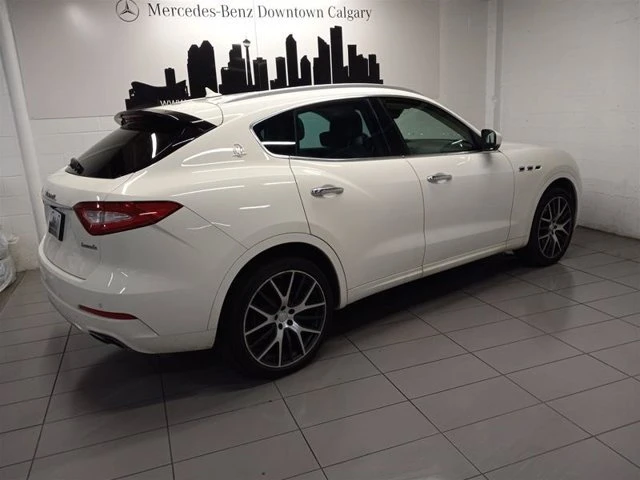 2017 Maserati Levante - Image 10 of 18