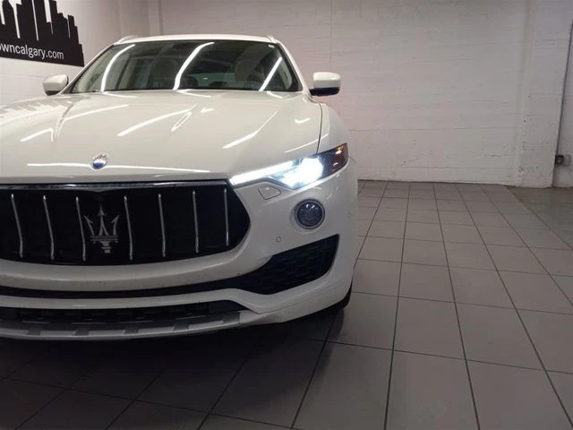 2017 Maserati Levante - Image 16 of 18