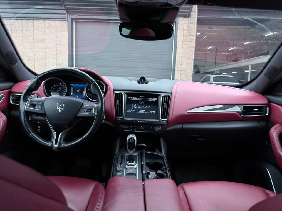 2017 Maserati Levante - Image 8 of 9