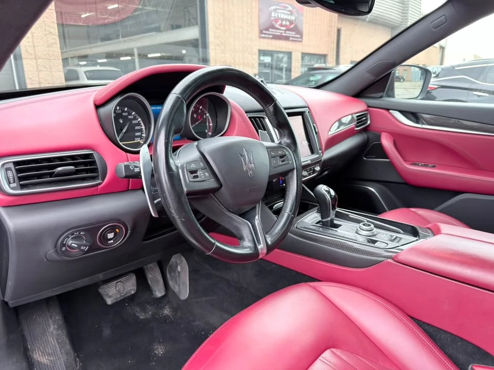 2017 Maserati Levante - Image 7 of 9