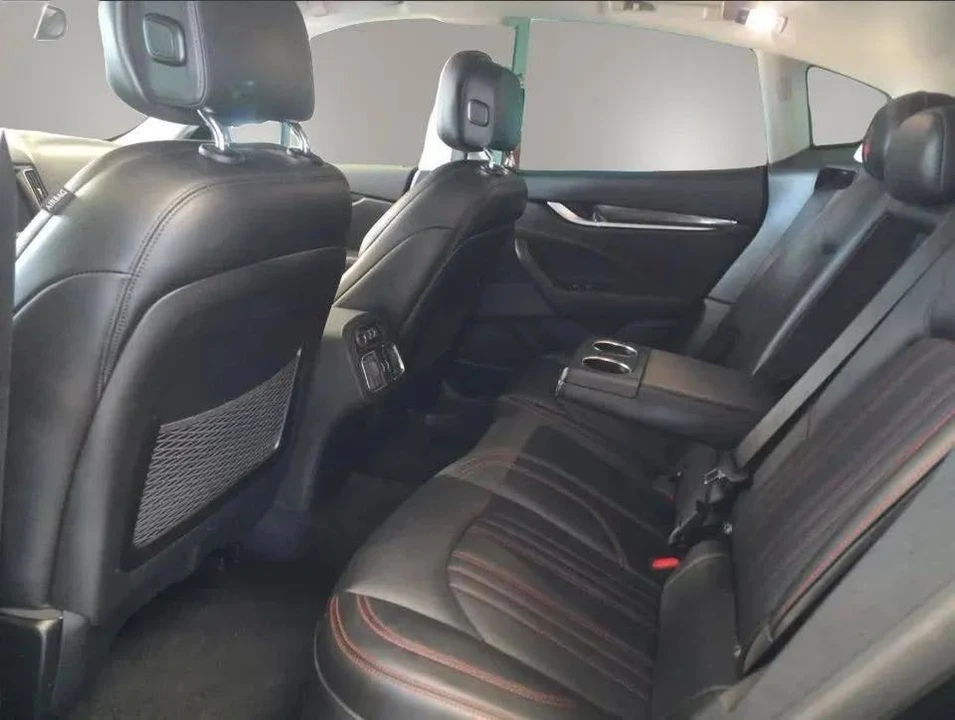 2017 Maserati Levante - Image 7 of 10