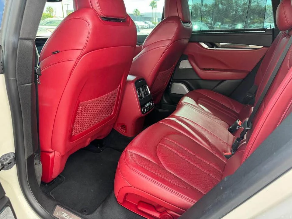 2017 Maserati Levante - Image 7 of 7