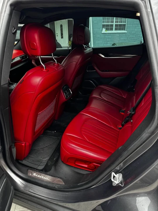 2017 Maserati Levante - Image 16 of 19