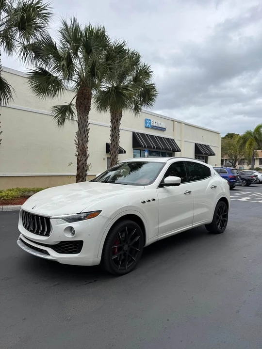 2017 Maserati Levante - Image 15 of 15
