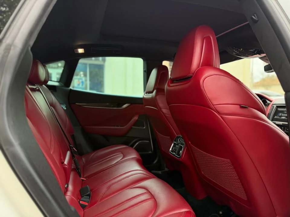 2017 Maserati Levante - Image 11 of 15