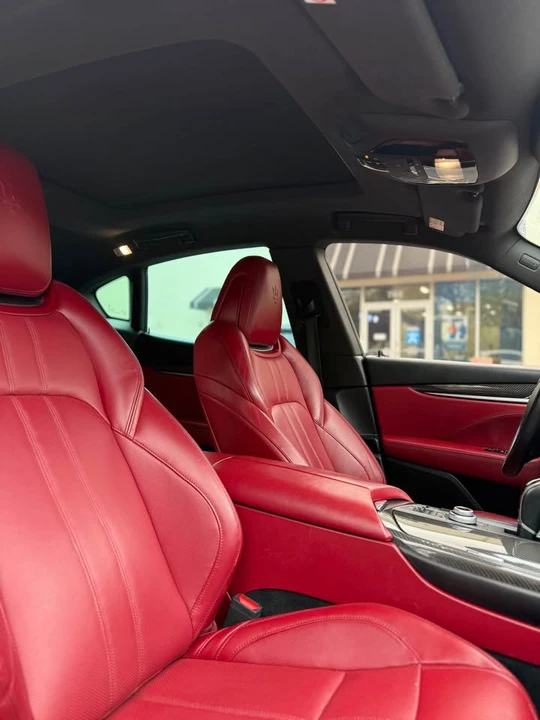 2017 Maserati Levante - Image 10 of 15