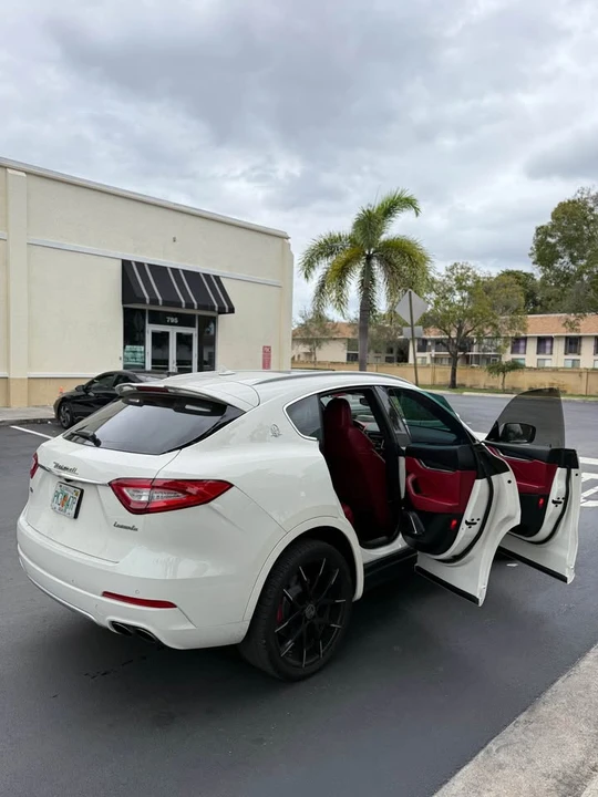 2017 Maserati Levante - Image 13 of 14