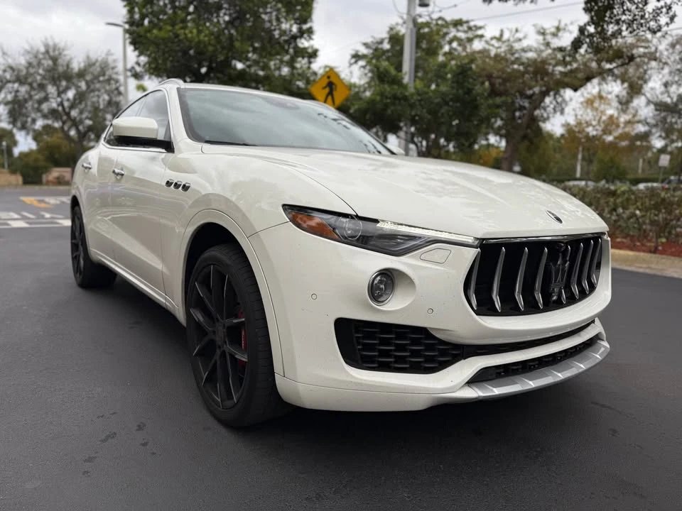 2017 Maserati Levante - Image 13 of 15