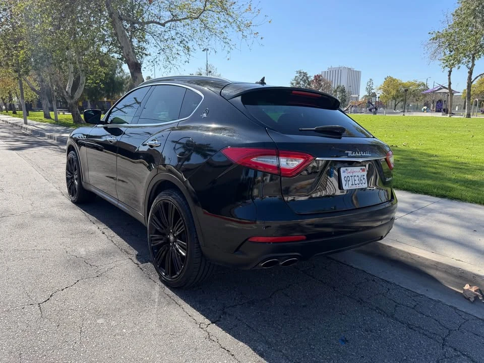 2017 Maserati Levante - Image 4 of 11