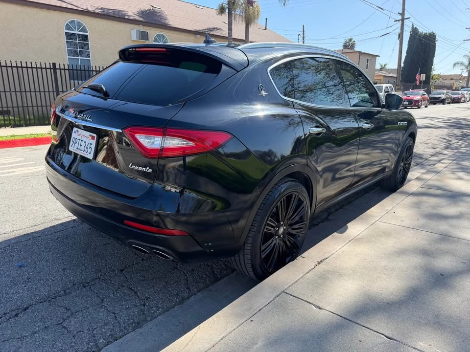 2017 Maserati Levante - Image 2 of 11