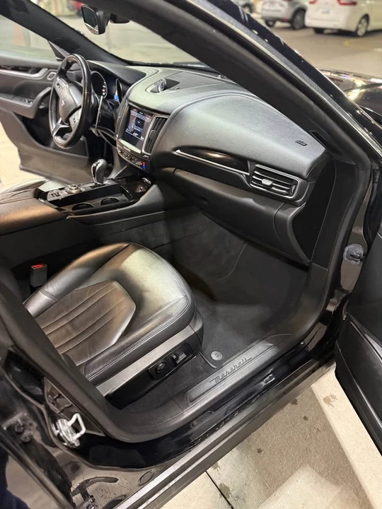 2017 Maserati Levante - Image 15 of 18