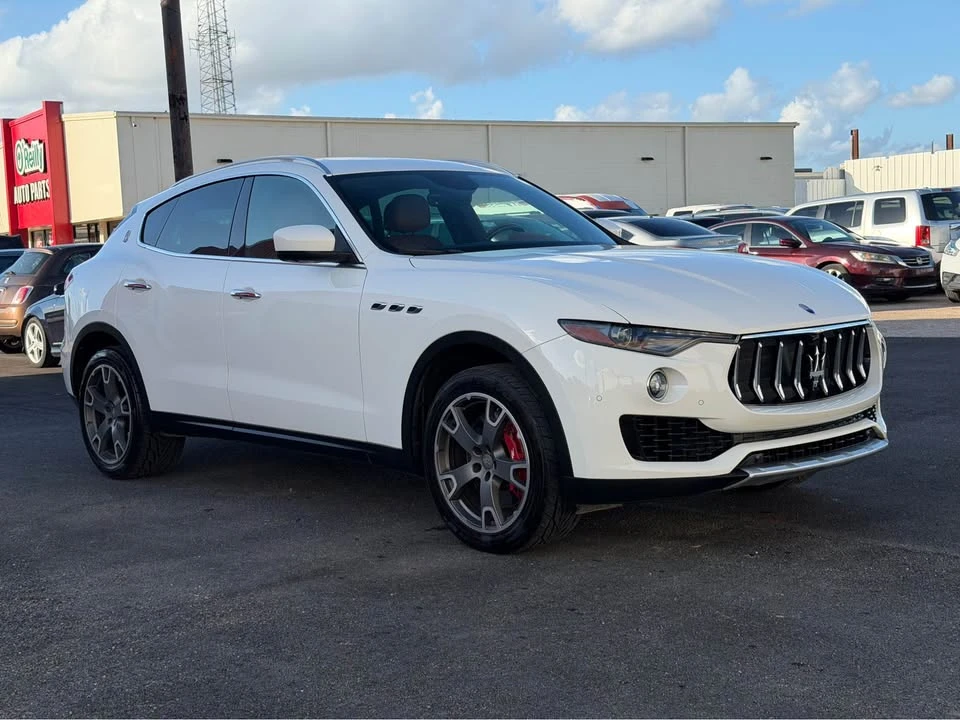 2017 Maserati Levante - Image 3 of 20