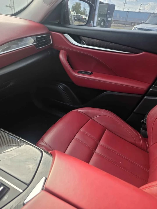 2017 Maserati Levante - Image 13 of 20