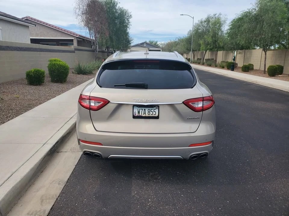 2017 Maserati Levante - Image 4 of 8