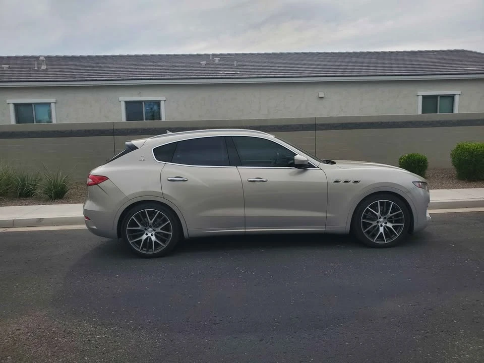 2017 Maserati Levante - Image 2 of 8