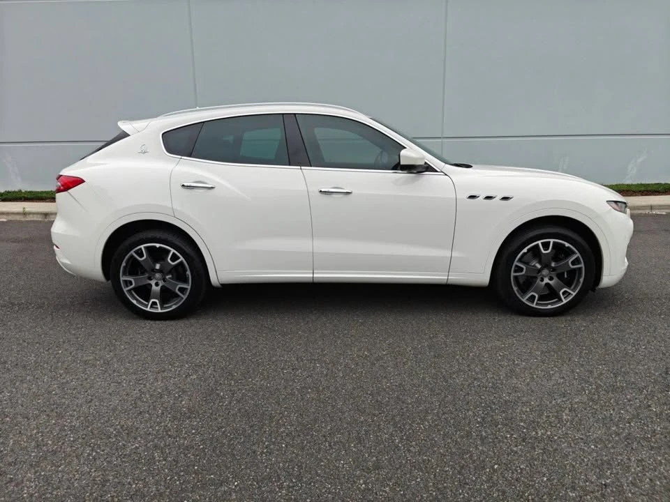2017 Maserati Levante - Image 9 of 20