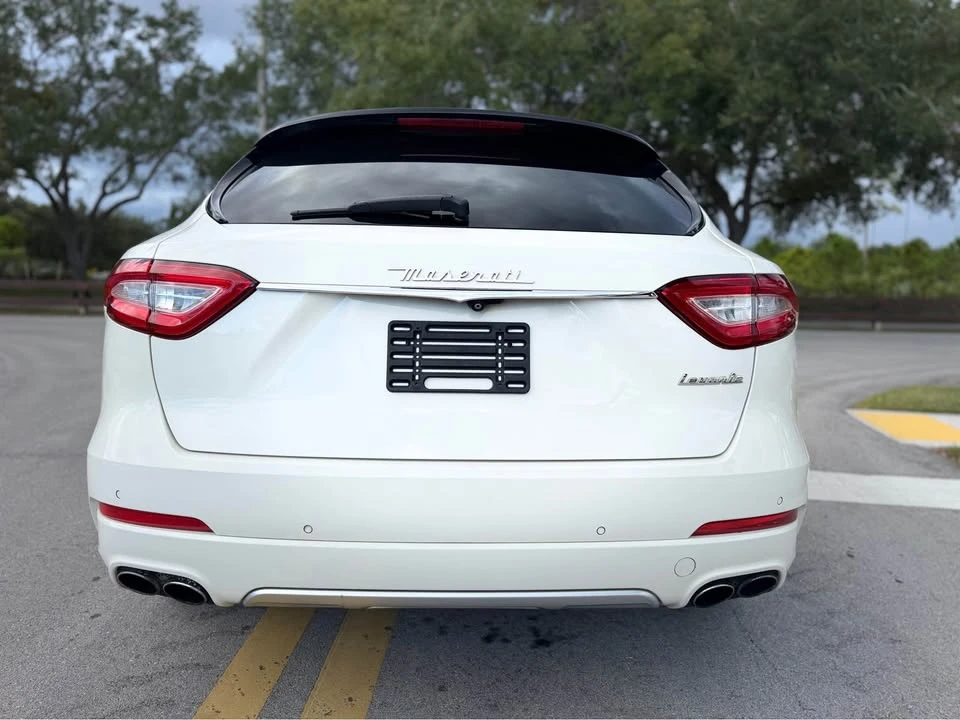 2017 Maserati Levante - Image 7 of 20