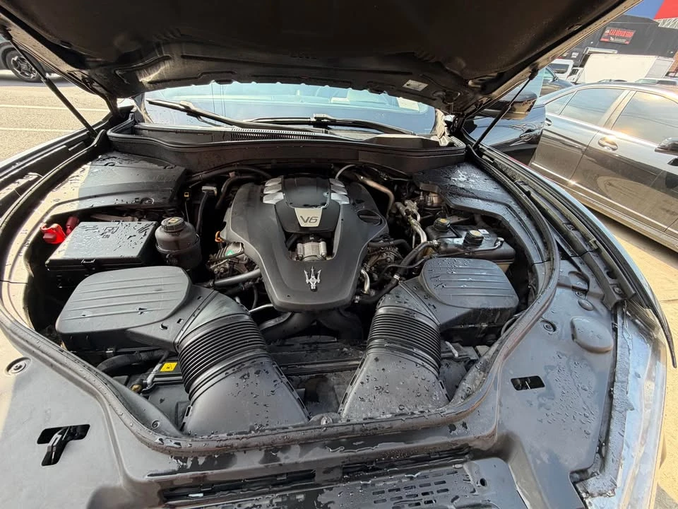 2017 Maserati Levante - Image 3 of 14