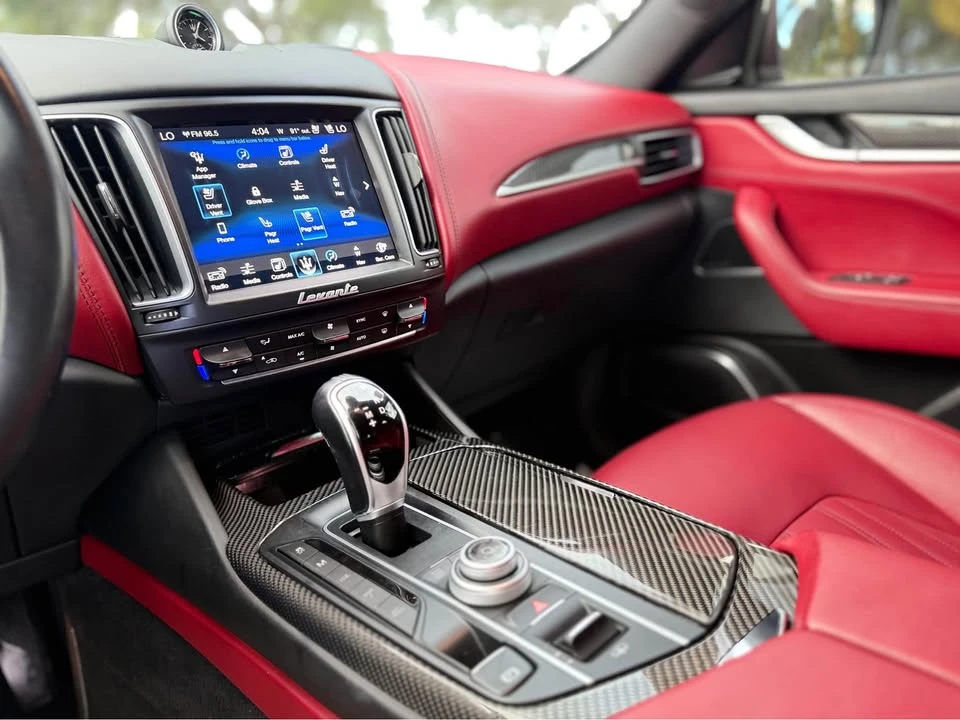 2017 Maserati Levante - Image 17 of 20
