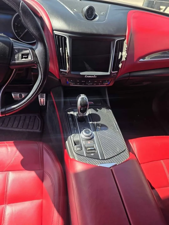 2017 Maserati Levante - Image 17 of 20
