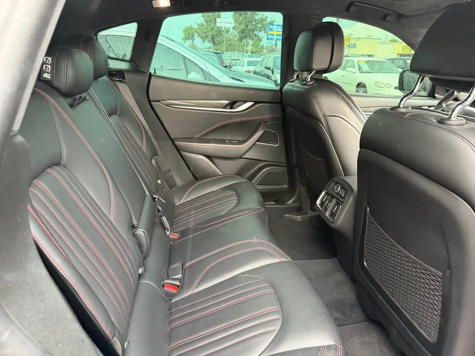 2017 Maserati Levante - Image 6 of 6