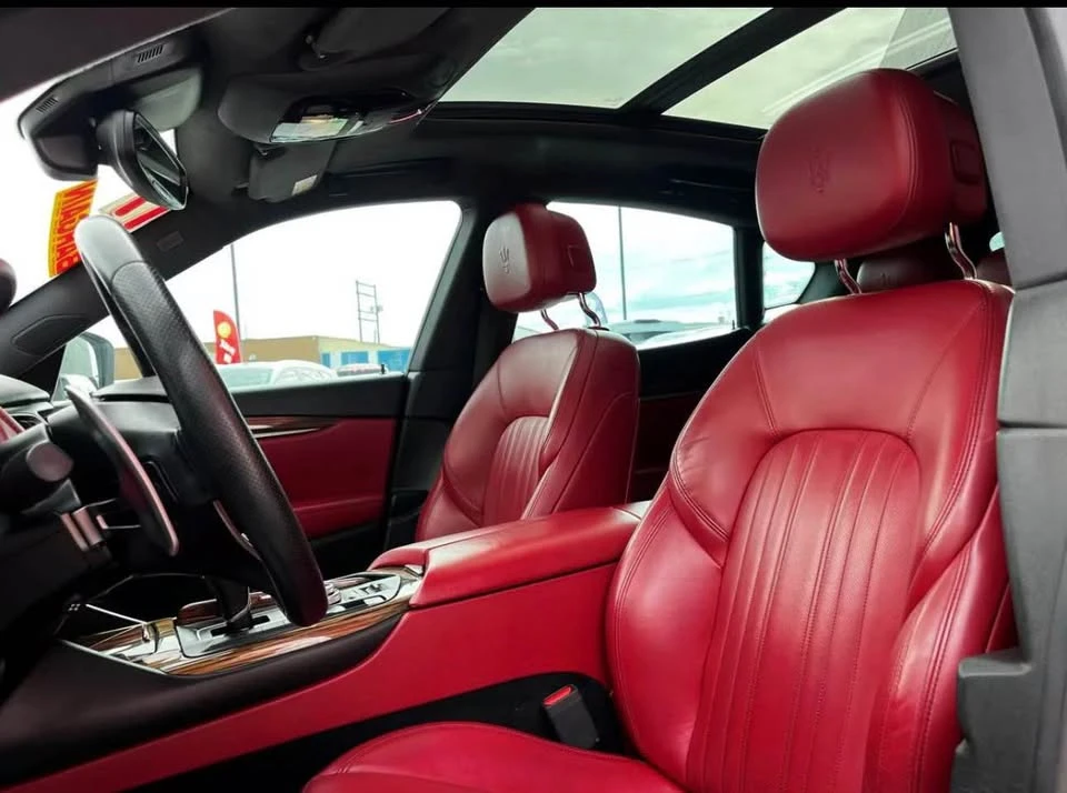 2017 Maserati Levante - Image 11 of 12