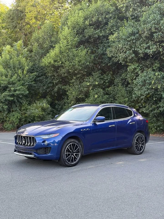 2017 Maserati Levante - Image 2 of 17