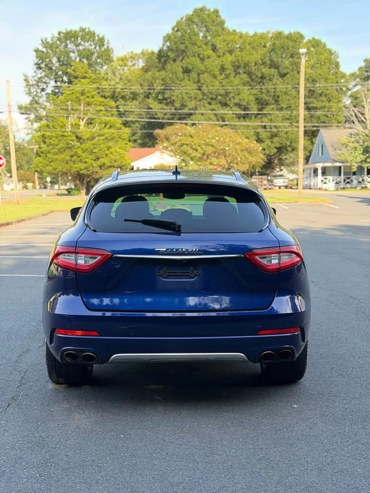 2017 Maserati Levante - Image 5 of 17