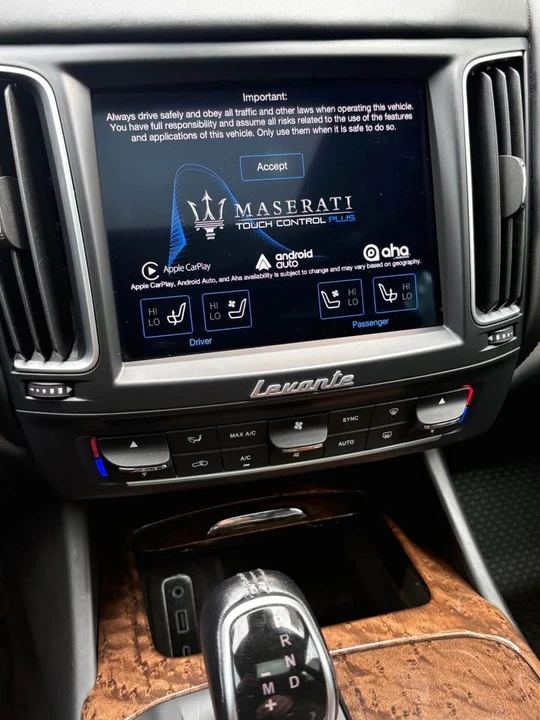 2017 Maserati Levante - Image 11 of 17
