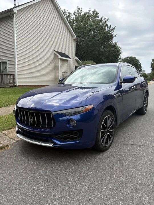2017 Maserati Levante - Image 2 of 17